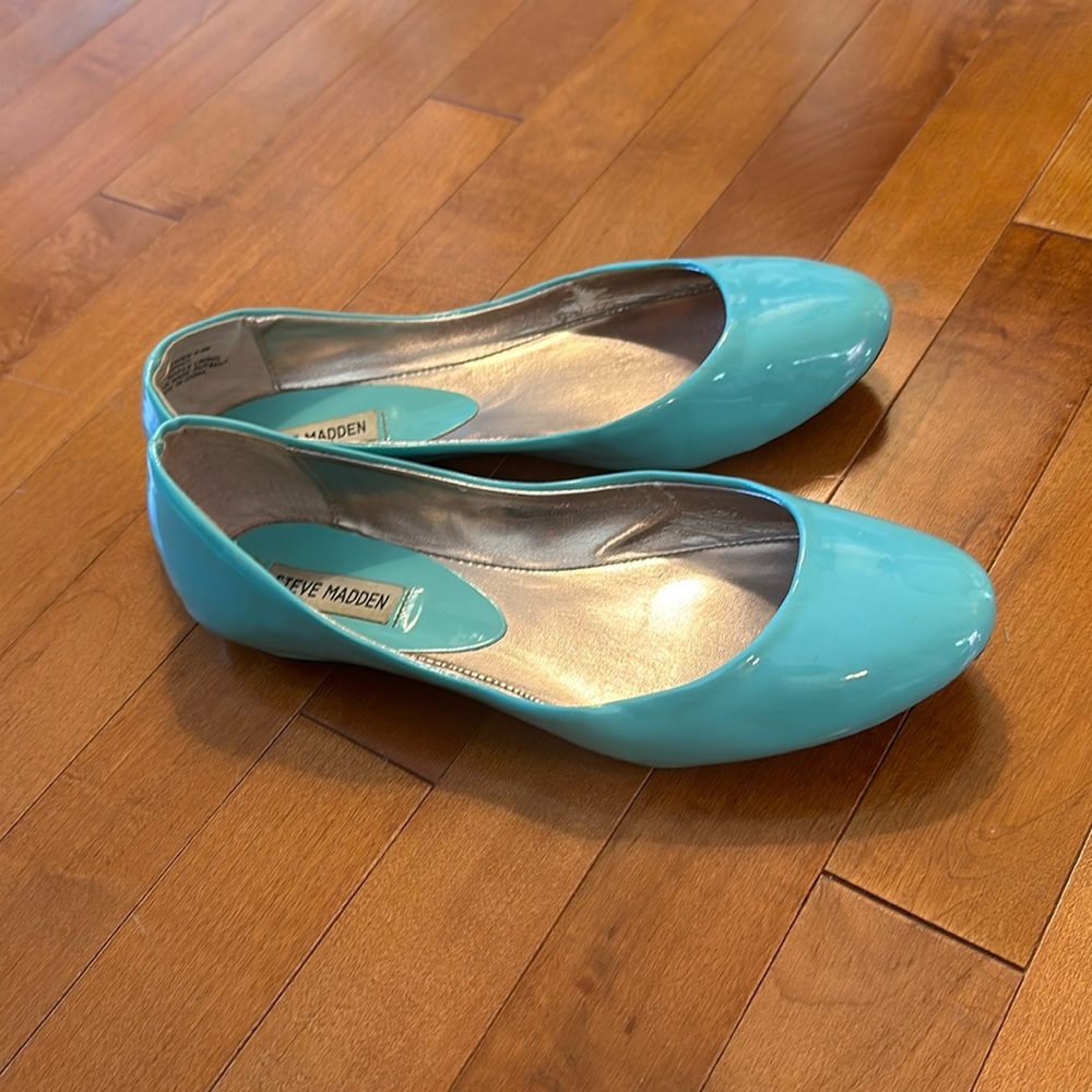 Steve Madden flats - robins egg blue - Sz 9